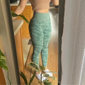 NVGTN leggings